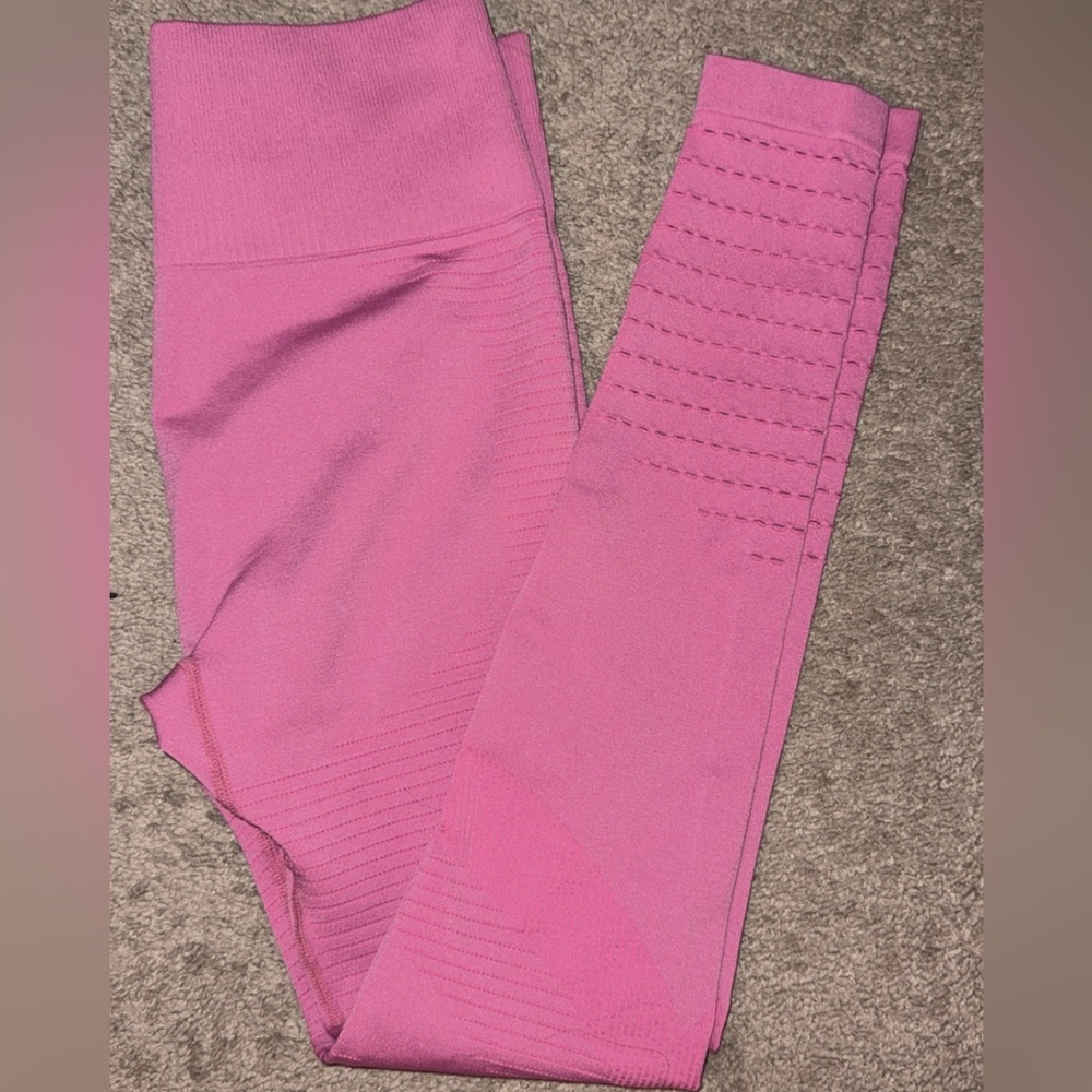 NWOT target pink leggings - Size Medium Size Large